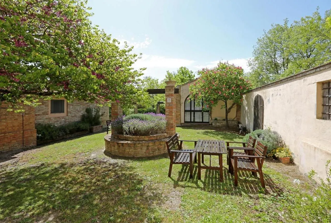 Agriturismo Macciangrosso Casale Piccolomini Chiusi Casa di campagna